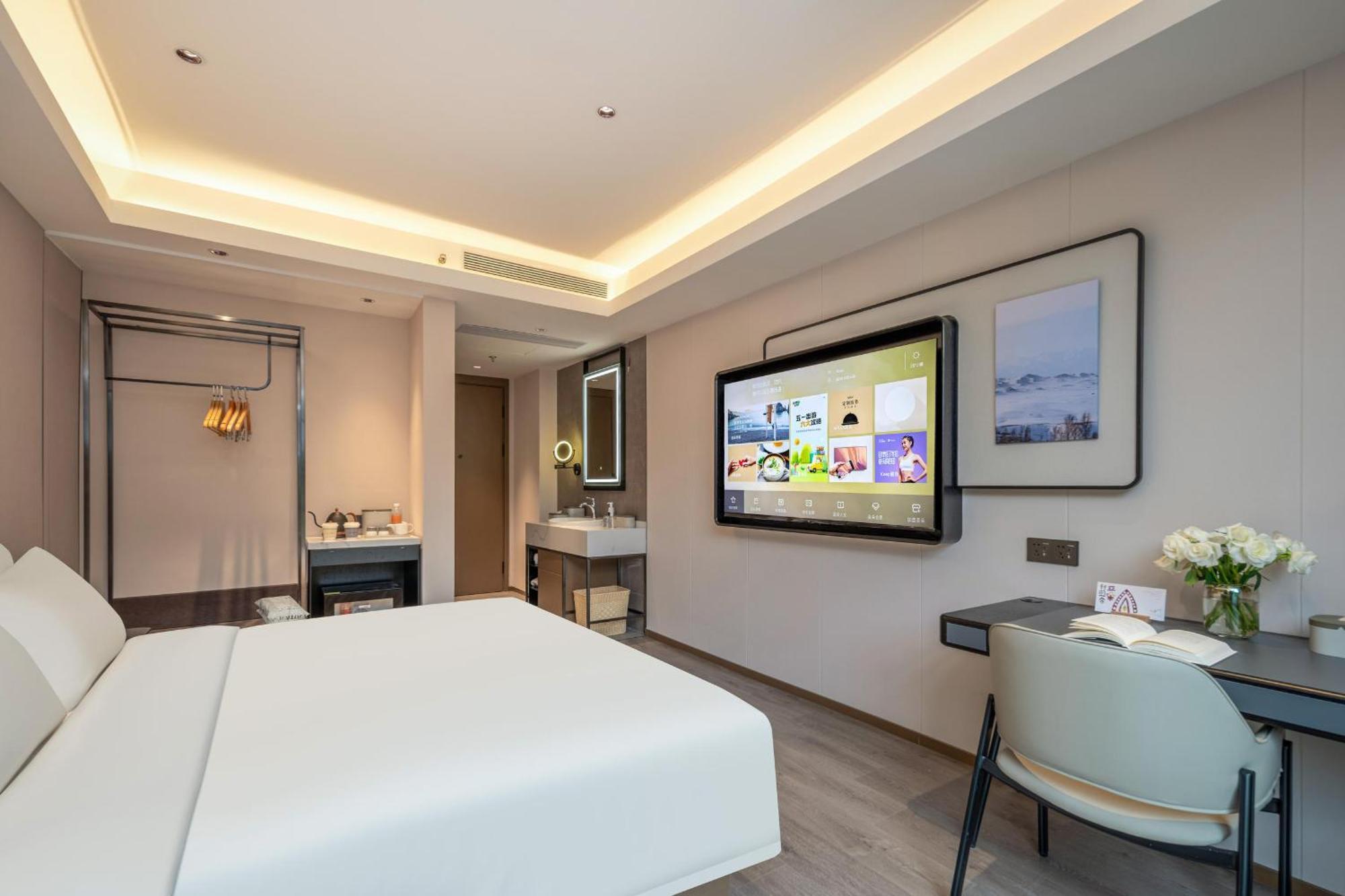 Lavande Hotel  Shanghai Bagian luar foto