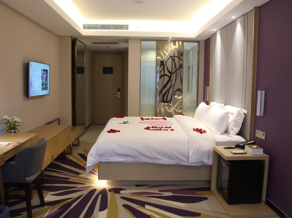 Lavande Hotel  Shanghai Bagian luar foto